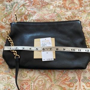 Michael Kors JetSet messenger bag